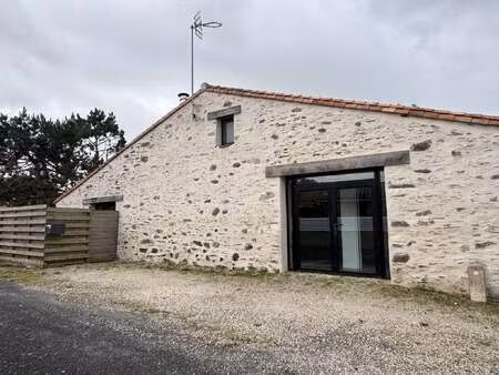 location maison à saint-julien-des-landes (85150) : à louer / 112m² saint-julien-des-lande