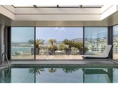 cannes croisette – palm beach – penthouse d’exception avec vue mer panoramique