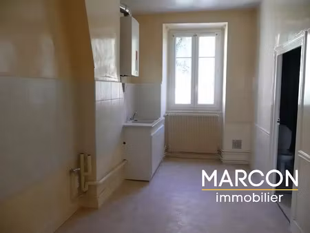 location appartement 2 pièces 62 m² à aubusson (23200)  375 €