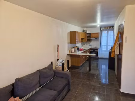 location appartement 2 pièces 40 m² à sézanne (51120)  475 €