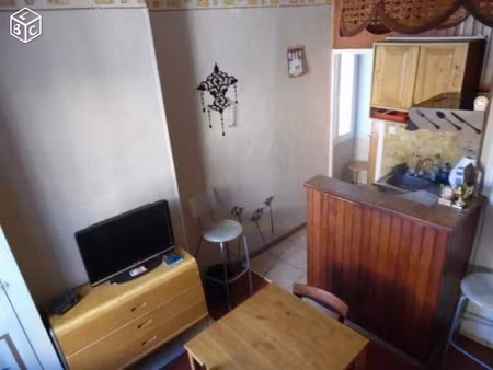 location meublée appartement 1 pièce 20 m² à la seyne-sur-mer (83500)  550 €