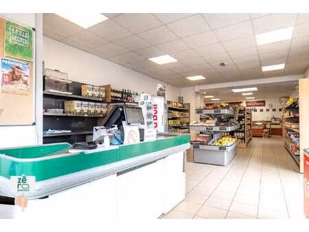 vente bureaux et commerces à triaize (85580) : à vendre / triaize
