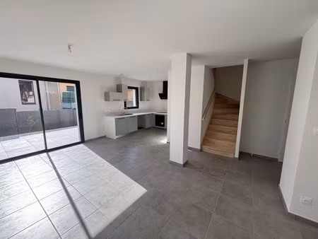 maison individuelle t5 // citoyenne benoite 69490 vindry sur turdine