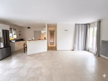 vente maison 4 pièces 93 m² saint-germain-du-puch (33750)