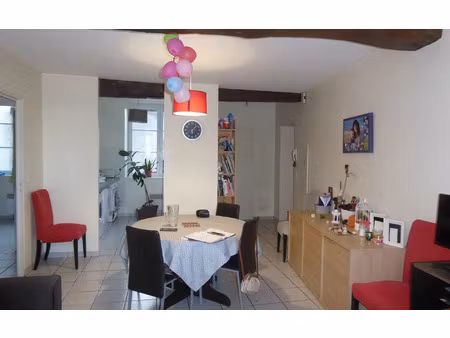 location appartement  m² t-3 à beaugency  575 €