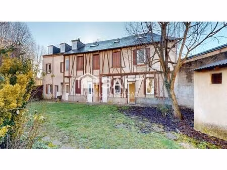 evreux : appartement de 38m2 très lumineux en rez-de-chaussée.