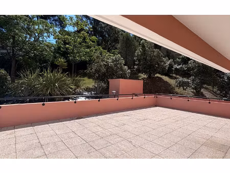 location appartement  m² t-3 à la seyne-sur-mer  1 050 €