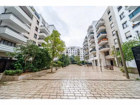 suresnes - résidence sisley - appartement 3 pièces 69m² - parking en sus