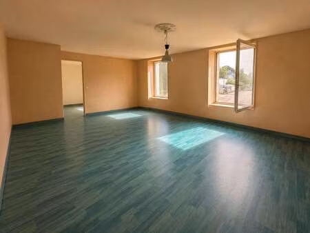 vente bureaux et commerces à auray la gare (56400) : à vendre / 250m² auray la gare