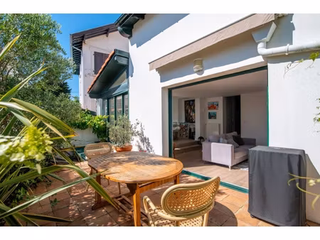 biarritz saint charles maison de charme t6