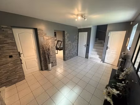 superbe maison de 8 pieces 215 m2 a vendre - quartier pavillonaire privilegie de bonneuil 