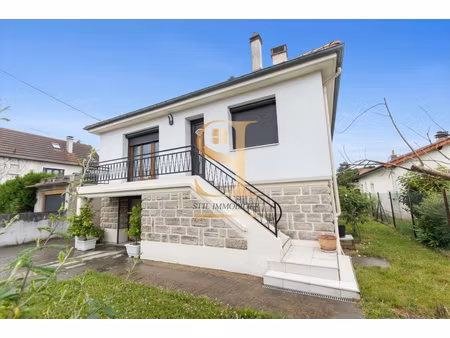 maison familiale avec rez-de-jardin aménagé ? orsay