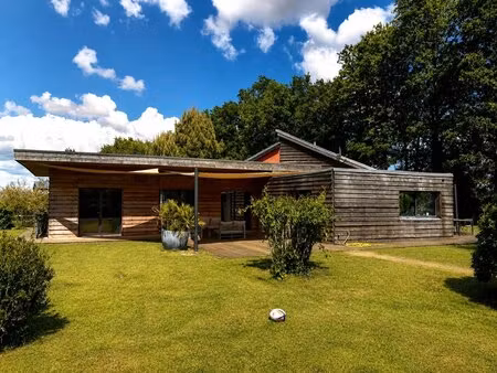 propriété équestre – habitation contemporaine  écuries et revenus locatifs
