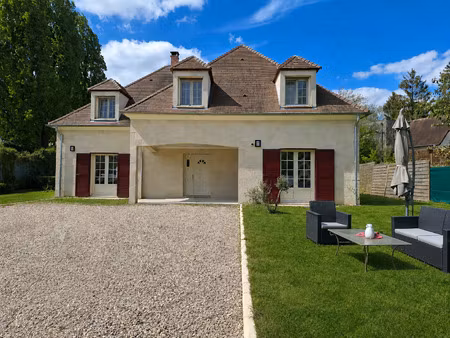 ensemble de 2 maisons de 173 m2  78 m2 et d'une dépendance d