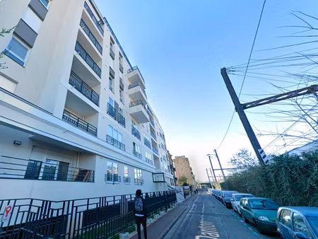 location meublée appartement 1 pièce 28 m² à juvisy-sur-orge (91260)  895 €