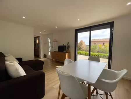 location meublée appartement 2 pièces 35 m² à vallauris (06220)  950 €
