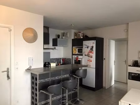 location appartement 3 pièces 56 m² à marseille 10ème (13010)  1 190 €