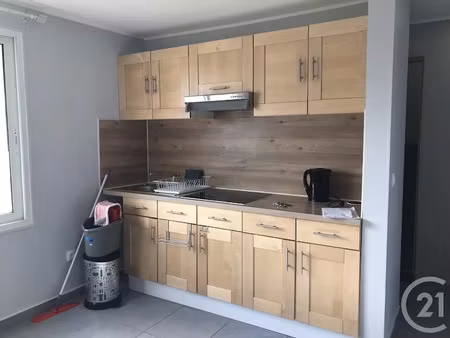 location meublée appartement 3 pièces 47.43 m² à orsay (91400)  1 218 €