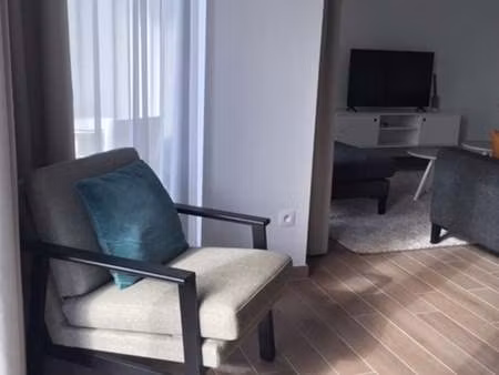 appartement à louer à auderghem € 1.935 (lovfu) - rentmore | zimmo
