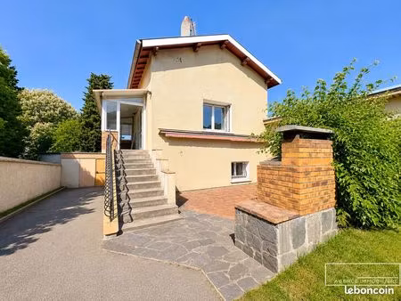 maison 4 pièces 85 m²