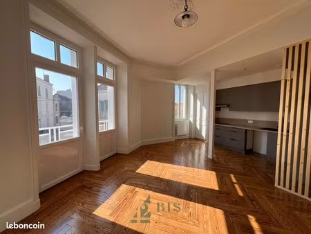 appartement 2 pièces 50 m²