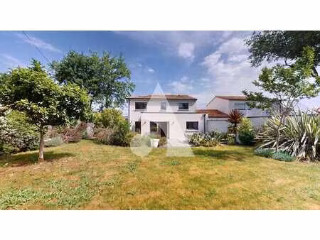 vente maison à nantes chantrerie (44000) : à vendre / 150m² nantes chantrerie