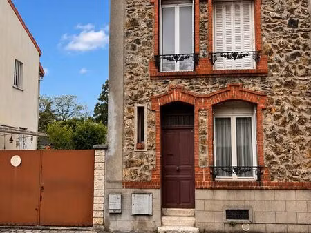 maison 7 pièces 86 m²