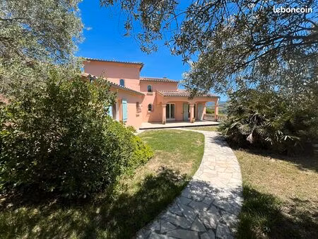 maison 5 pièces 181 m²