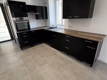 a louer - superbe appartement t2 en duplex - 45m² -les gras