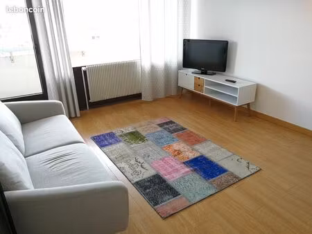à louer – appartement meublé t2 de 47 m² – disponible à partir du 1er août