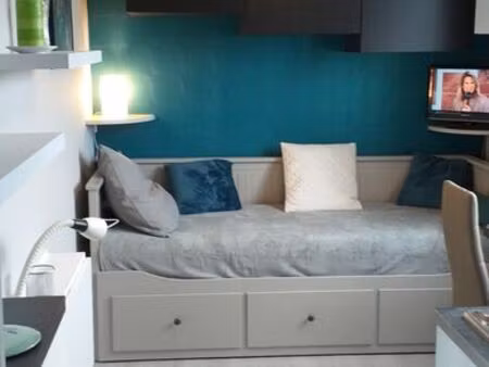 charmant studio meublé très bien aménagé avec vue dégagée