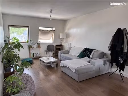 appartement 3 pièces 63 m²