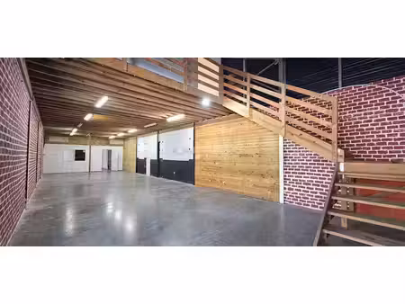 location locaux professionnels 4 pièces 120 m² à saint-martin (97150)  4 000 €
