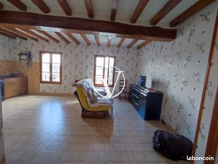 studio 1 pièce 47 m²
