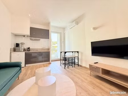 studio 1 pièce 24 m²