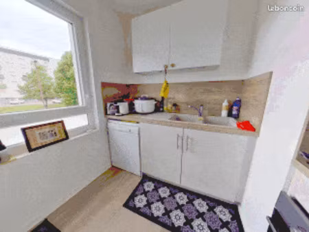 bel appartement f3 à louer avec ascenseur