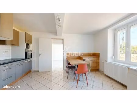 maison 3 pièces 74 m²