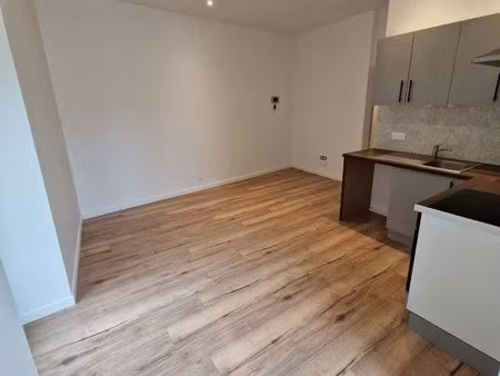 t3 67 m² entièrement rénové – terrasse – charme ancien & moderne – cormery