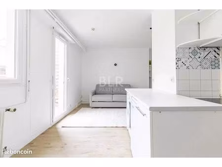 studio 1 pièce 24 m²