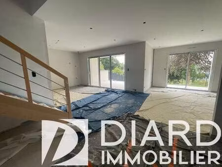 location maison à châteaubourg (35220) : à louer / 115m² châteaubourg