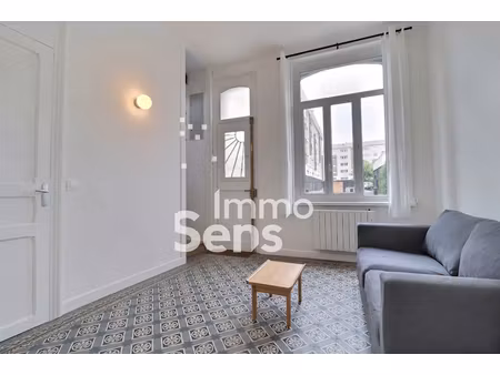 location meublée maison 3 pièces 52.03 m² à la madeleine (59110)  950 €