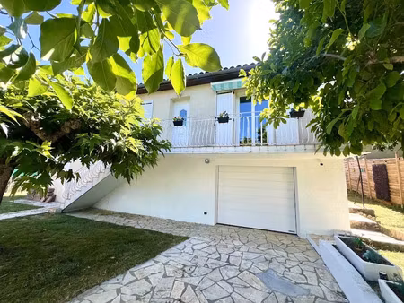 location maison 7 pièces 125 m² à puylaurens (81700)  1 000 €