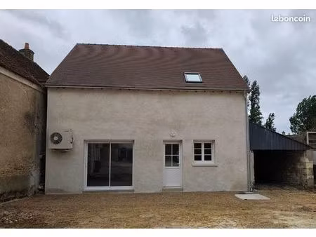 loue petite maison à st georges sur cher
