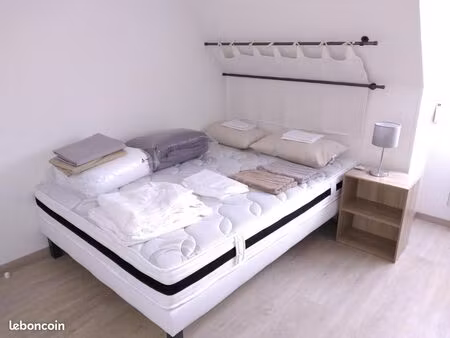 chambre 1 pièce 23 m²