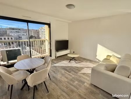 studio 1 pièce 25 m²