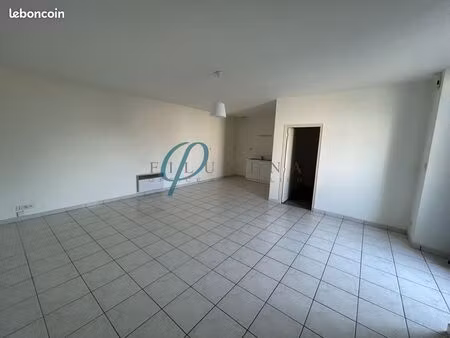 appartement 3 pièces 56 m²