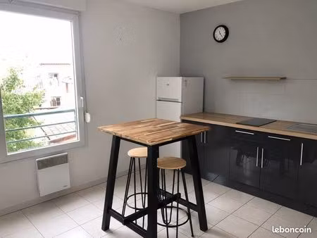 studio meublé