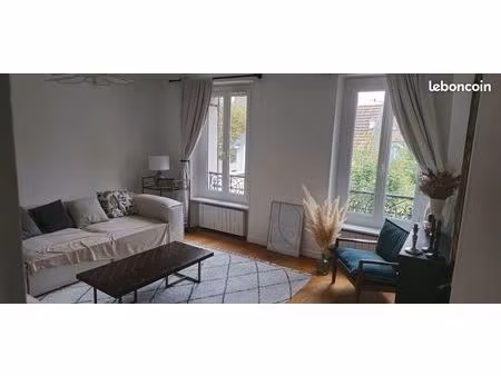 triplex meublé avec parking 72 m² carrez / 103 m² au sol