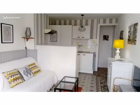 appartement meublé avec 1 chambre + parking