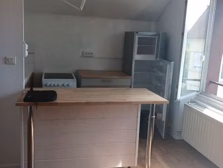 appartement f2 32 m2 très lumineux place leclerc
